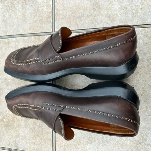 Tod's Women's Brown Leather Driving Loafers